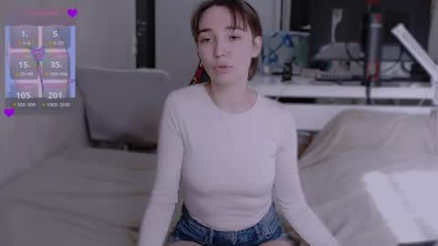 sleepy_ash_ online show from May 9, 1:50 pm