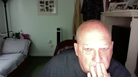 slick50000 online show from April 20, 7:06 pm