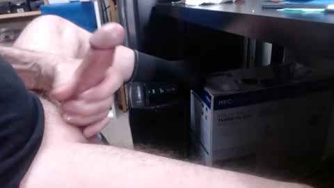 sliderguy699 online show from February 14, 1:36 pm