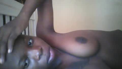 slim_petite_ebony online show from December 18, 10:19 am