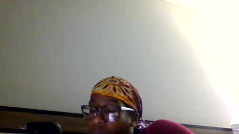 slimmmgooodiexoxo online show from December 29, 7:00 pm