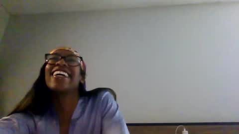 slimmmgooodiexoxo online show from December 11, 7:03 pm