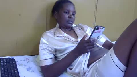 Snapshot of slimmygal chatting on March 2, 10:14 am slimmygal online show from March 2, 10:14 am
