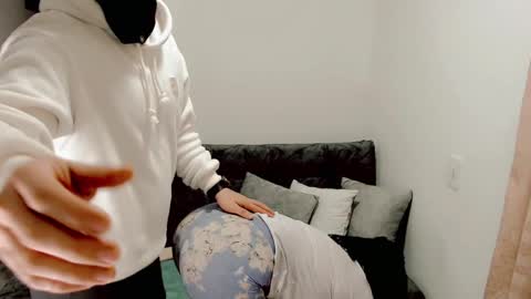 SlimyanDrill online show from February 25, 11:10 am