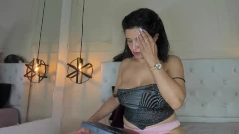 Luna online show from February 24, 7:52 pm
