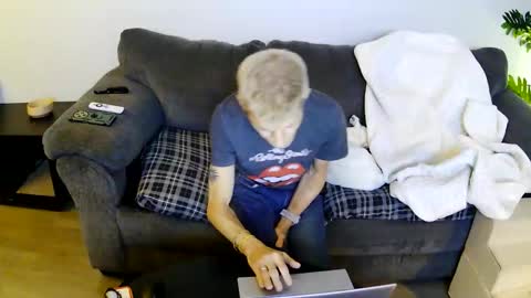 slutpuppy2026 online show from May 11, 3:35 am