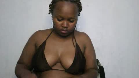 Snapshot of slutty_shan chatting on October 13, 5:26 pm slutty_shan online show from October 13, 5:26 pm