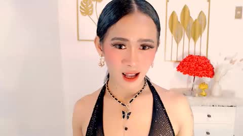 mia online show from March 3, 12:26 am