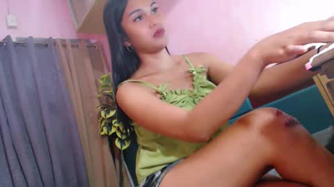 sluttycent online show from March 27, 11:06 pm