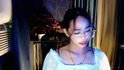 sluttypatotie online show from June 8, 8:32 pm