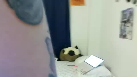 SluttySuzie17 online show from July 19, 10:45 pm