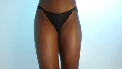 sly_rose online show from October 27, 9:04 pm