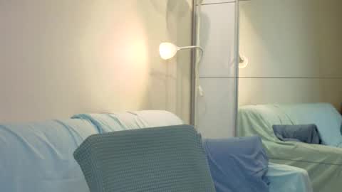 Lily online show from September 22, 1:48 pm