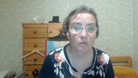 smart_rose online show from May 13, 6:28 pm