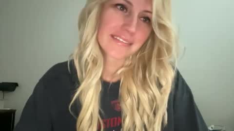 smexxii93 online show from May 11, 2:56 pm