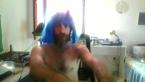 willy online show from February 25, 8:51 am