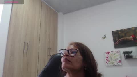 Smileth online show from February 21, 4:32 pm