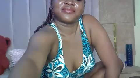 smiley_berry online show from October 26, 3:18 am