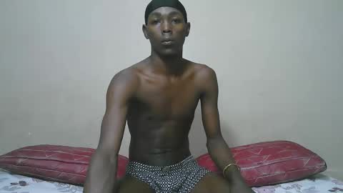 smilzzz online show from April 19, 5:08 am