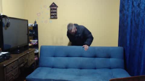 smith_lechosoxxx online show from October 4, 8:45 am