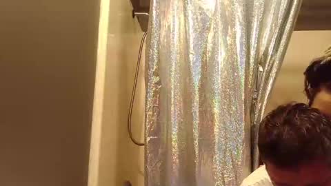 love bug online show from February 21, 12:52 pm