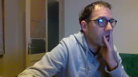 luca online show from October 17, 10:47 pm