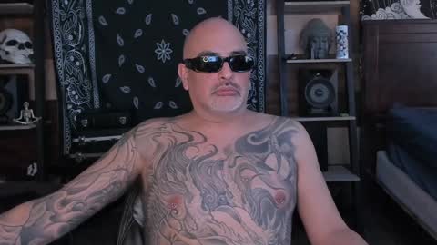 Smokey915 online show from January 13, 7:10 pm