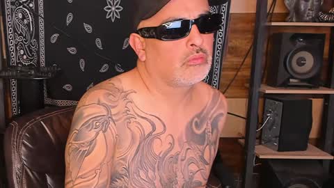 Smokey915 online show from January 31, 9:48 am