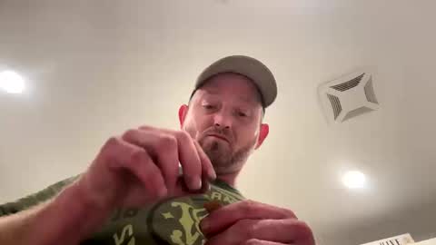 smokeymt420 online show from October 16, 11:03 pm