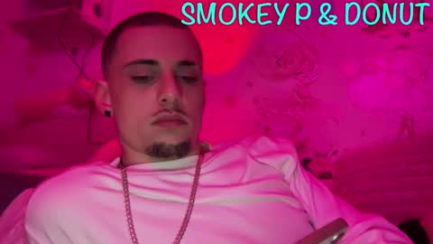 smokypxprinessdonut online show from January 8, 7:34 am