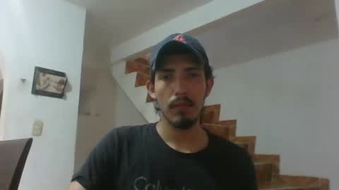 Snapshot of snackontime19 chatting on February 2, 10:17 pm snackontime19 online show from February 2, 10:17 pm