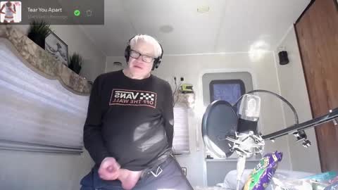 Viiscount  Snarfle Von Snarfenberg online show from February 27, 9:25 pm