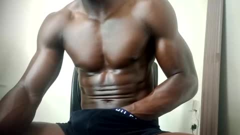 papi online show from April 11, 6:40 am