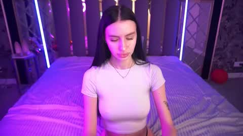 snow_whiteeex online show from February 27, 7:12 am