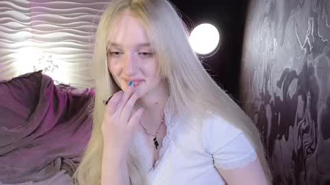 Ellie online show from May 7, 5:58 am