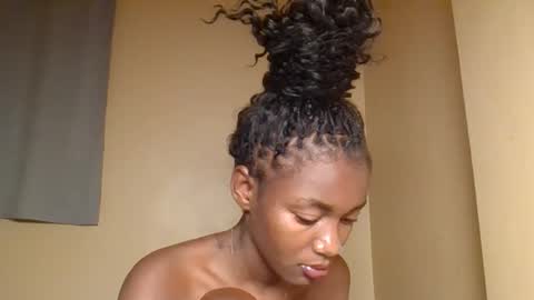 Snowie eyes online show from March 2, 10:38 pm