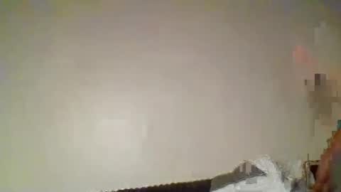 Snowie eyes online show from May 24, 7:26 am