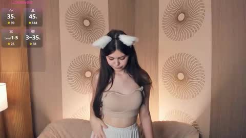 Alice - Birthday Girl online show from November 27, 8:55 am