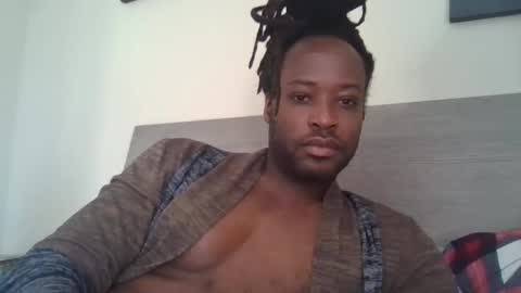 So Fresh online show from December 13, 4:05 pm