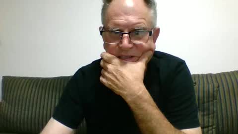 Snapshot of sofar06 chatting on January 2, 11:20 am sofar06 online show from January 2, 11:20 am