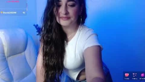 Soffi Betacur online show from July 11, 6:29 am