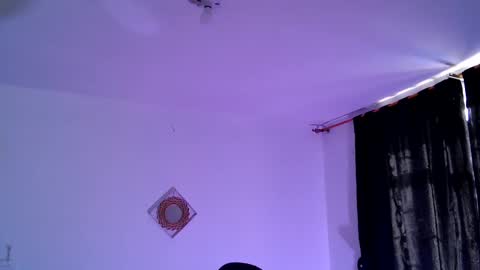 sofia online show from October 21, 7:39 pm