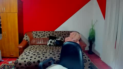 Soffy online show from October 8, 4:51 am