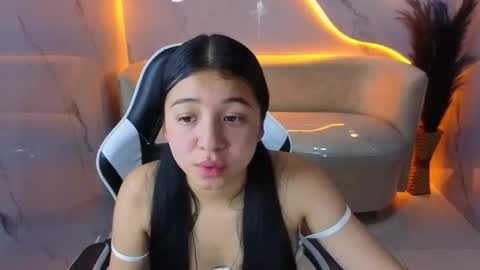 Online 800 to 1400 online show from December 21, 2:23 pm