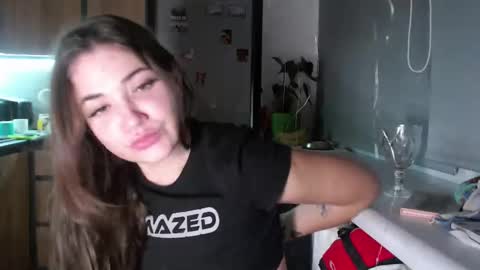 Snapshot of sofi_delightful chatting on February 3, 9:50 pm Sofi online show from February 3, 9:50 pm
