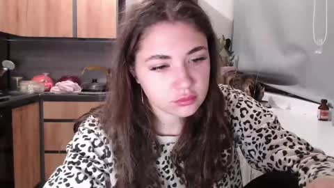 Snapshot of sofi_delightful chatting on February 17, 8:16 pm Sofi online show from February 17, 8:16 pm