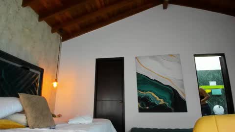 Sofi online show from December 18, 11:38 am