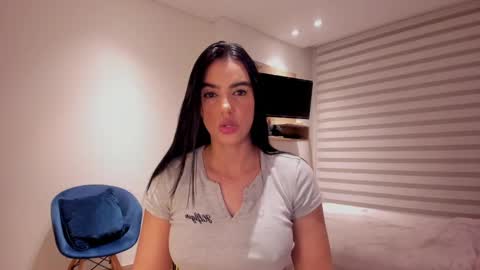 Snapshot of sofi_saenzz chatting on October 14, 12:02 am Sofi Saenzz online show from October 14, 12:02 am