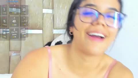 sofi smith online show from February 17, 10:49 pm