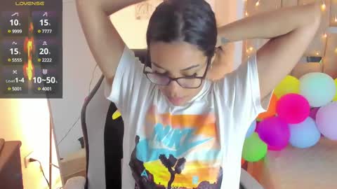 sofi smith online show from March 12, 4:13 pm